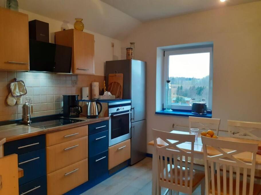 Schoene Und Ruhige Ferienwohnung In Ottendorf Sebnitz Esterno foto