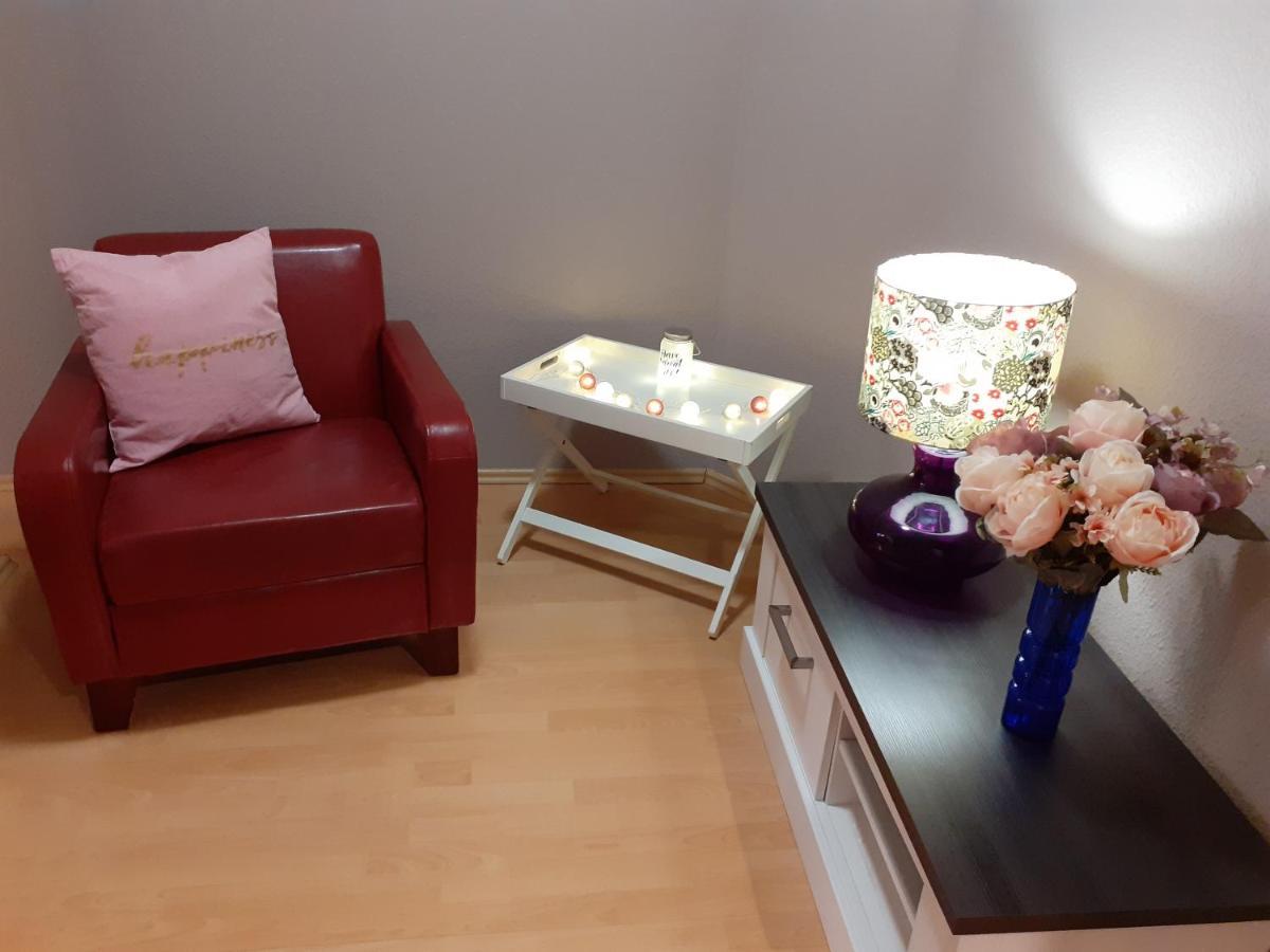 Schoene Und Ruhige Ferienwohnung In Ottendorf Sebnitz Esterno foto
